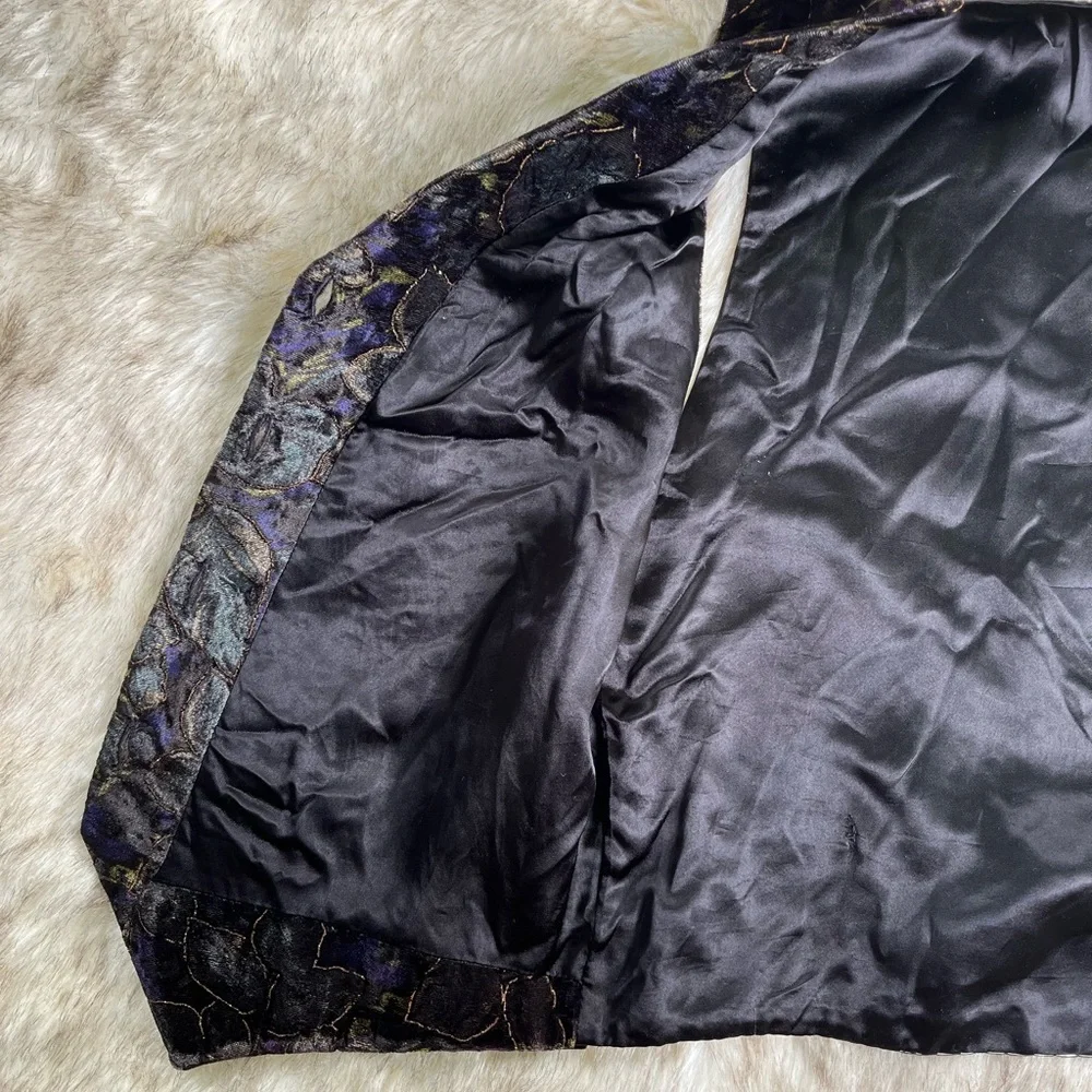 Purple & Black Velvet Leaf & Glitter Detail Special Occasion Vest - Picture 5 of 8